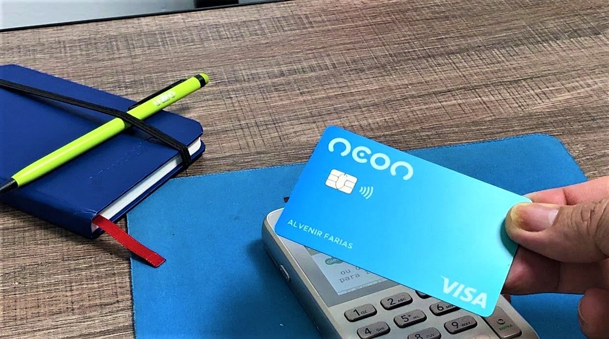 cartão de crédito neon